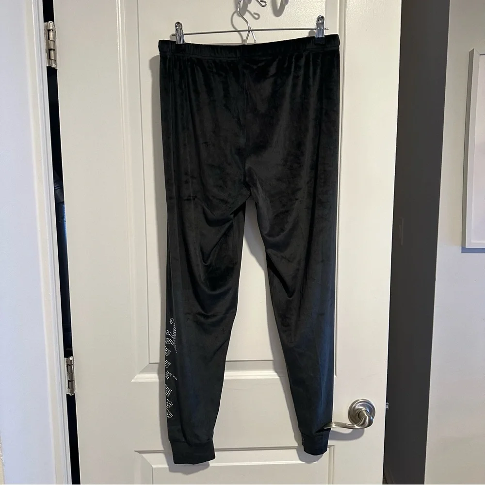 Juicy Couture Sleepwear Velour Rhinestone Long Sleeve & Pants Set in Black
